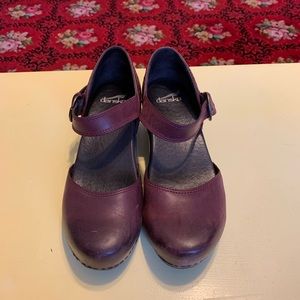 Womens Dansko Mary Jane heels
